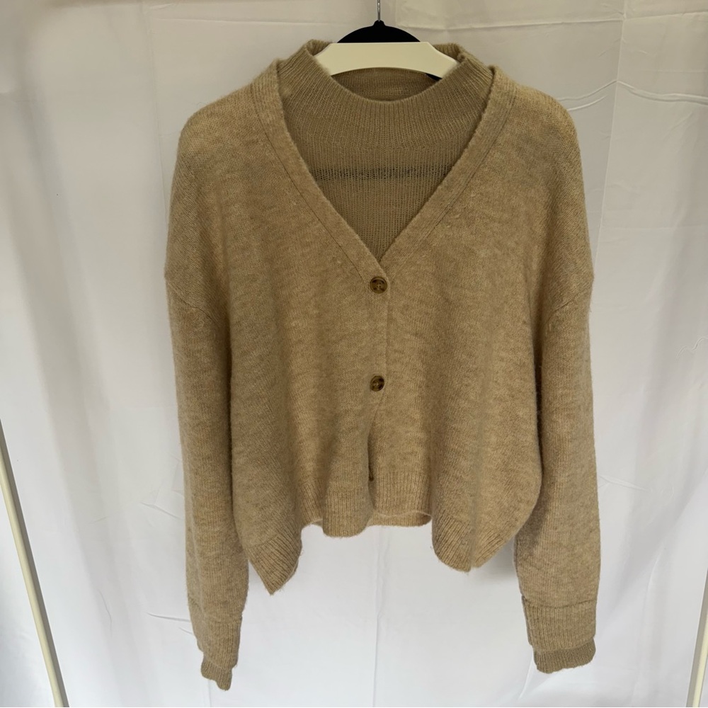 Astr Beige Women's Cardigan Sweater
